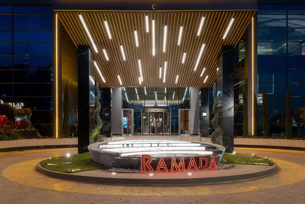 Ramada By Wyndham Erbil Gulan Street Hotel Exterior photo