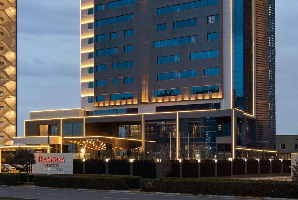 Ramada By Wyndham Erbil Gulan Street Hotel Exterior photo